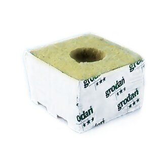 59026a6fe624c391230536344adb801bd02af76d Grodan Kulturblock 10 x 10 x 6,5 cm (gr. Loch) 216 Stück im Karton