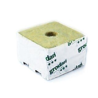 f72ffe8622dae3b8f15aa411633c2cc79d65bcaa Grodan Kulturblock 10 x 10 x 6,5 cm (kl. Loch) 216 Stück im Karton