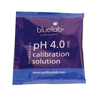 c010e58250f7c75475fd574717fa59f4b693eba7 Bluelab pH Eich-/Testflüssigkeit 4.0 , 20ml