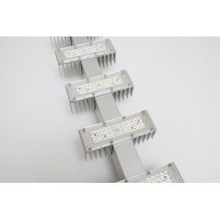 404a250d67d60c3e18132c515196cdc994839d7f SANlight Q5W 205W Leuchte Version 2.1 (Gen2) Länge: 648mm